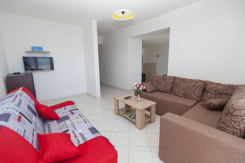 Apartmani Turudic ドラマリ エクステリア 写真