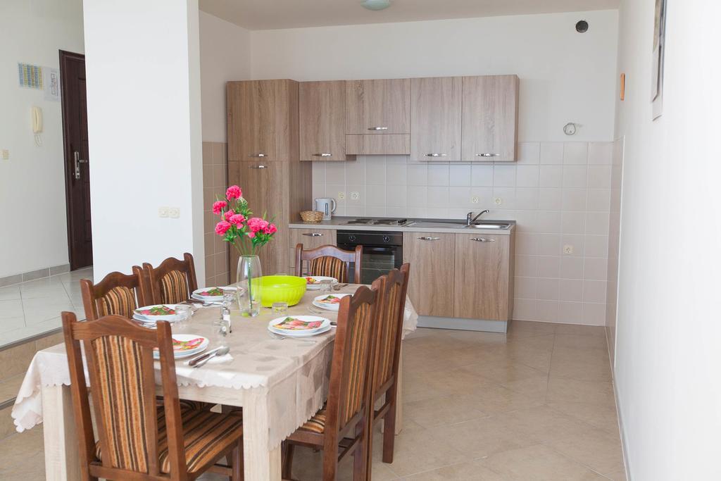 Apartmani Turudic ドラマリ エクステリア 写真